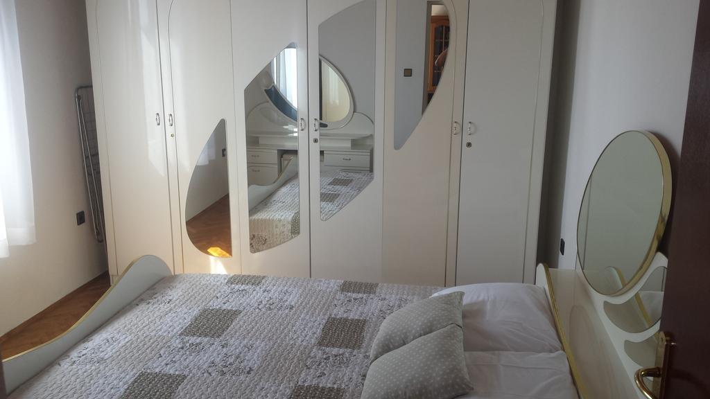 Apartment Golubica 2 Marina Ngoại thất bức ảnh